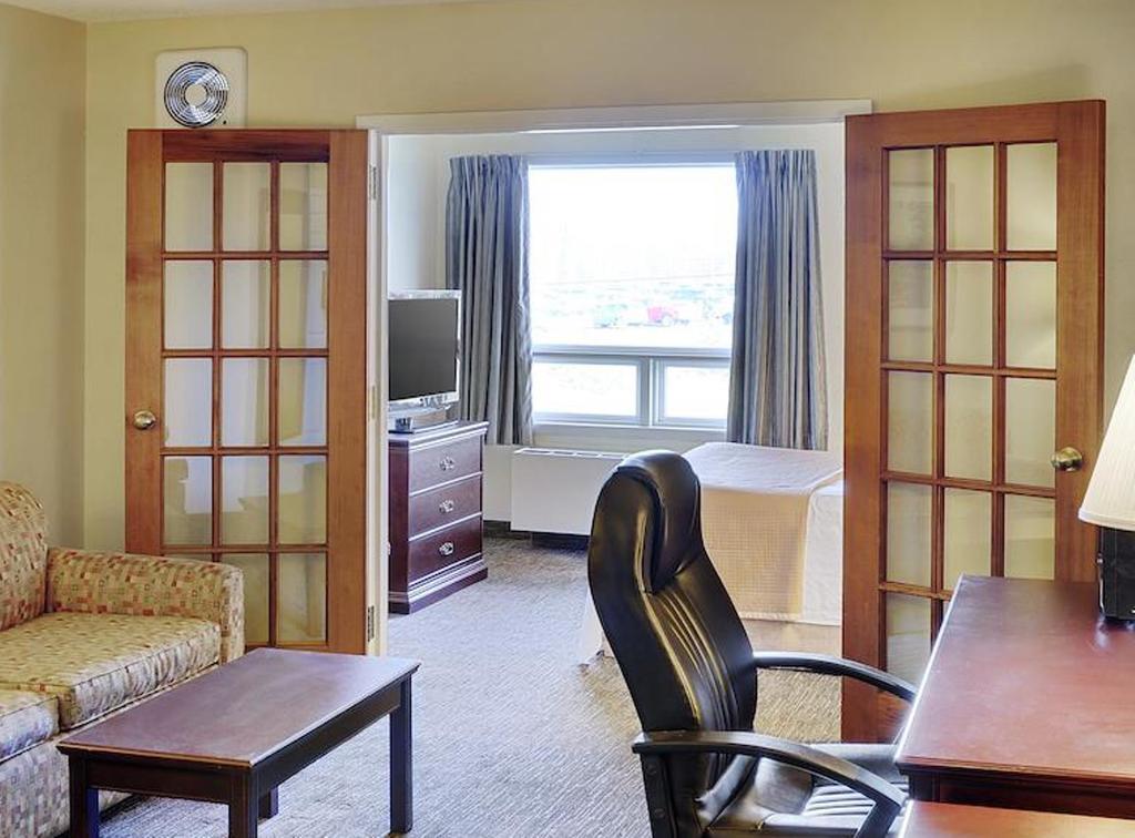 Travelodge Hotel By Wyndham Sudbury Zewnętrze zdjęcie