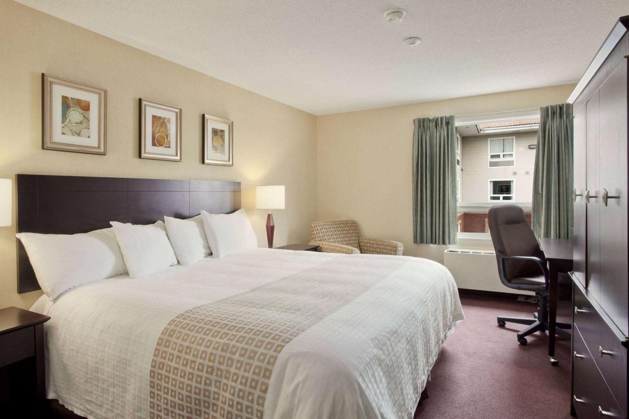 Travelodge Hotel By Wyndham Sudbury Zewnętrze zdjęcie