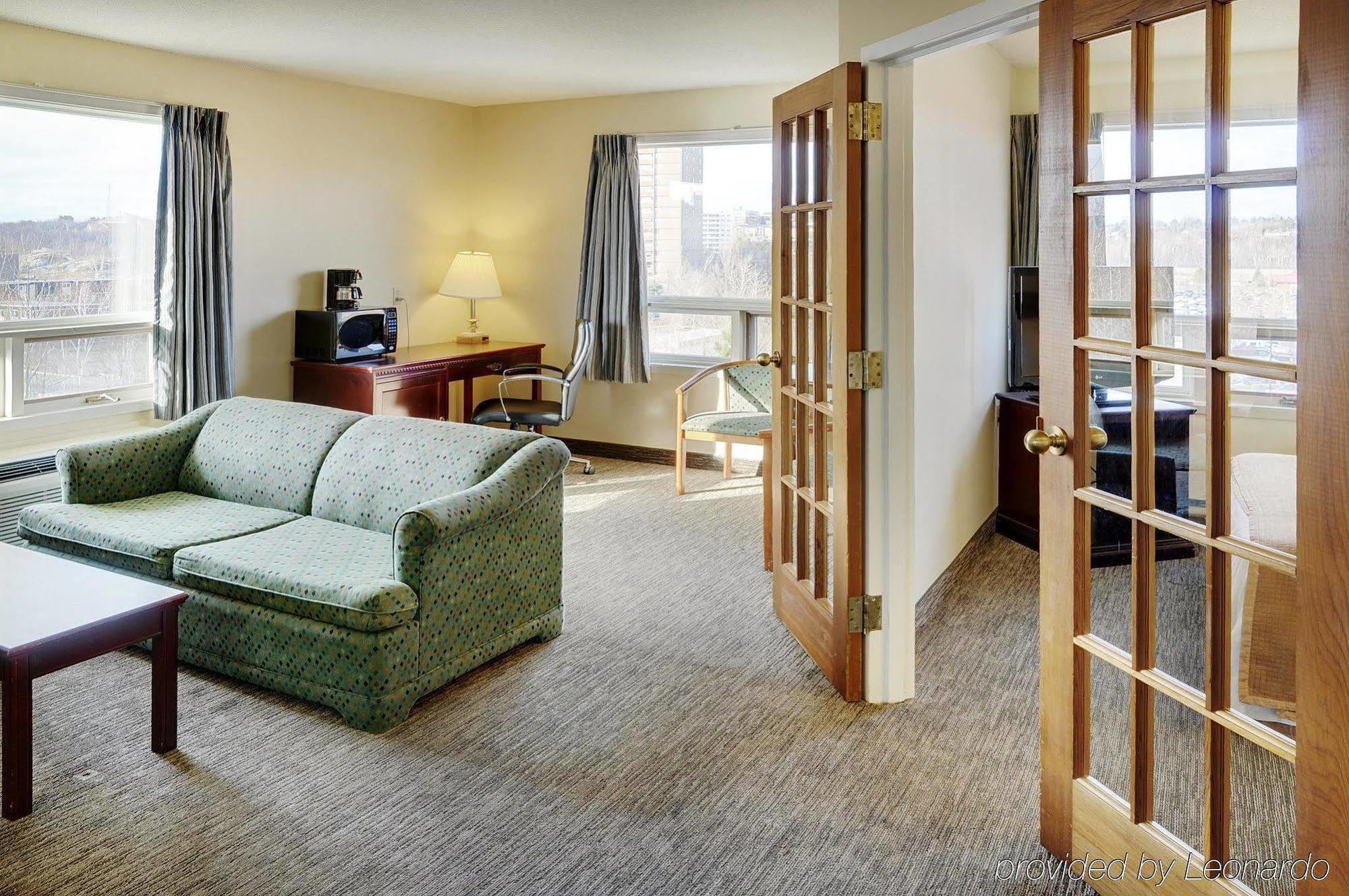 Travelodge Hotel By Wyndham Sudbury Zewnętrze zdjęcie